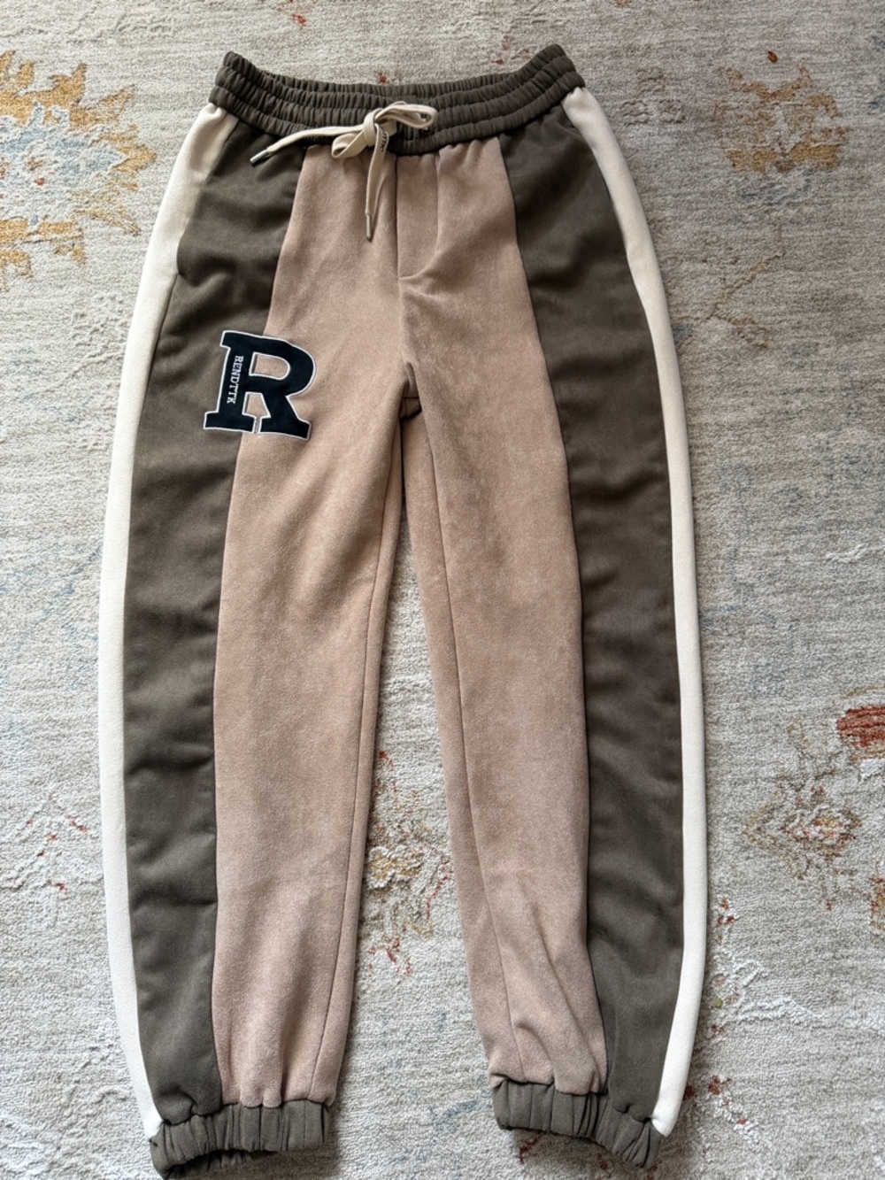Aelfric Eden Olive & Beige Colorblock Joggers with Navy 'R' Patch